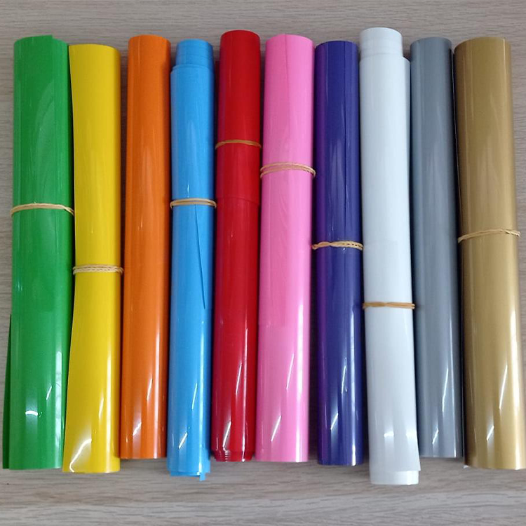 Set di 2 Pochette + Set 7 Salviettine per il Viso