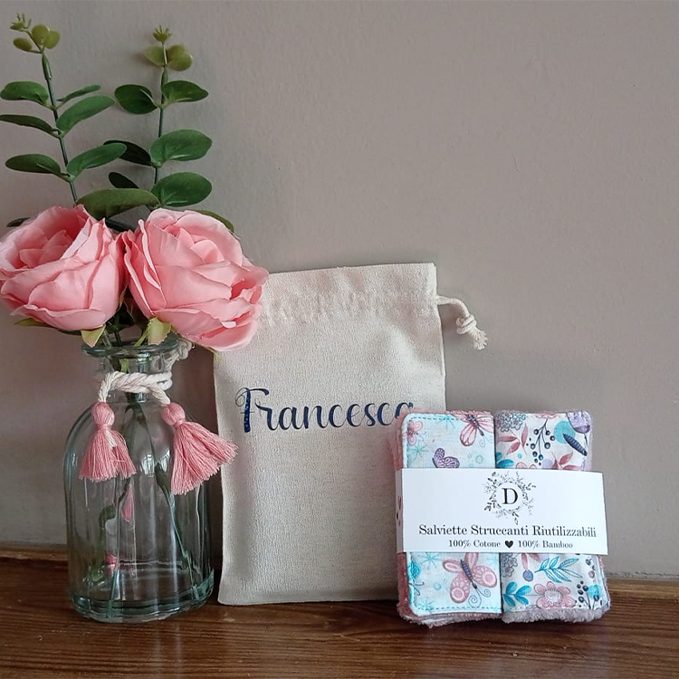 Set of 7 Facial Wipes + Personalized Bag