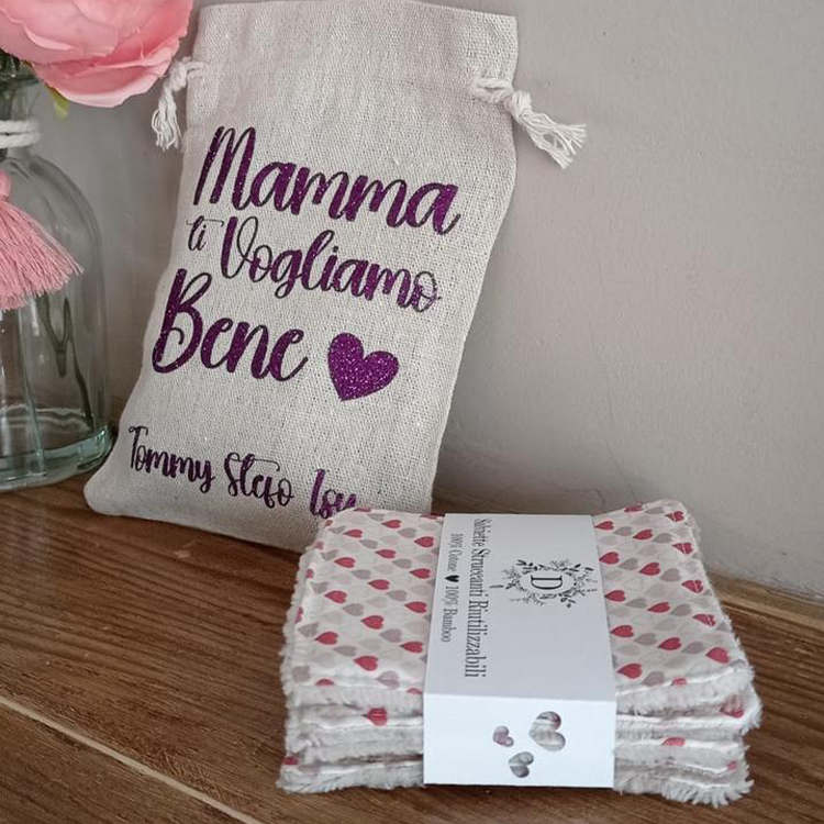 Set of 7 Facial Wipes + Personalized Bag