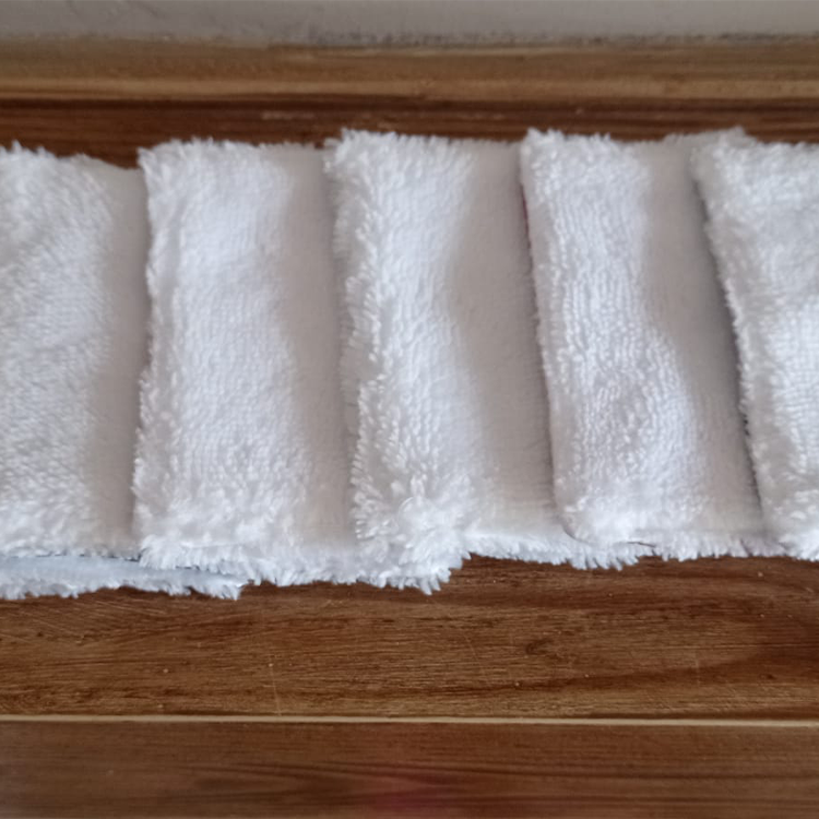 Set of 7 Washable Face Wipes + Personalized Bag in 100% Cotton and Bamboo Fiber Sponge - Hand Made - Eco friendly