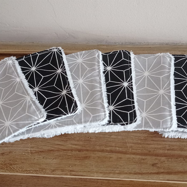 Set of 7 Washable Face Wipes + Personalized Bag in 100% Cotton and Bamboo Fiber Sponge - Hand Made - Eco friendly