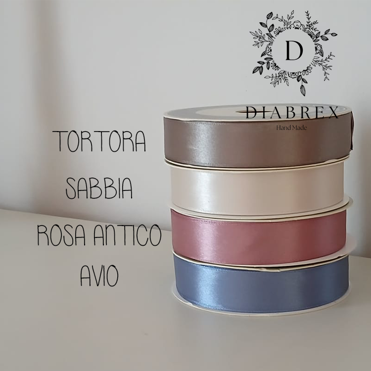 Set Pochette, Porta Profumo e Specchietto in Bambù Personalizzati con incisione a Laser e Preziosa Confezione Regalo