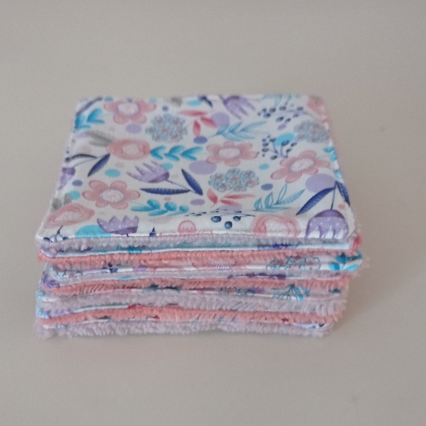 Set of 7 Facial Wipes + Personalized Bag