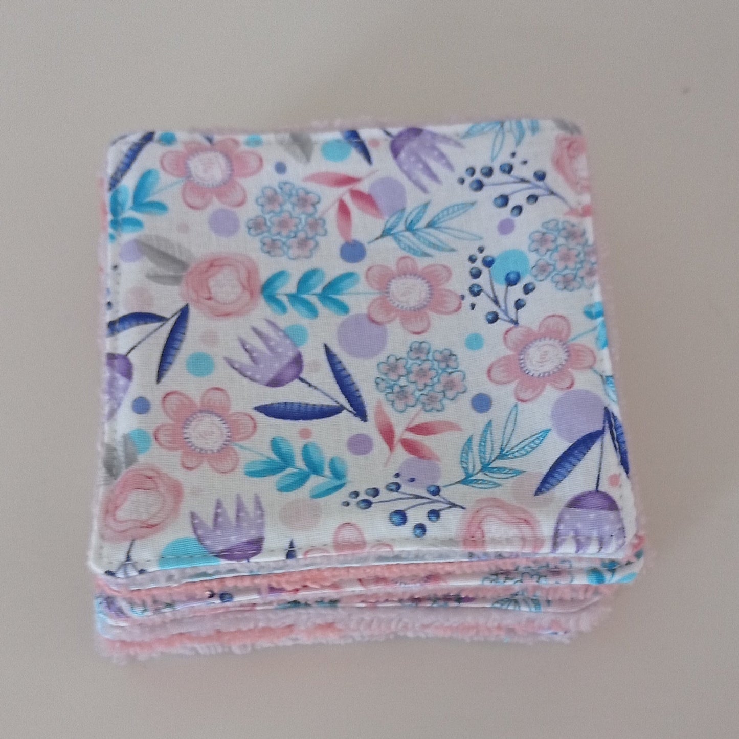 Set of 7 Facial Wipes + Personalized Bag