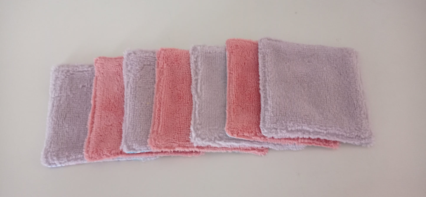 Set of 7 Facial Wipes + Personalized Bag