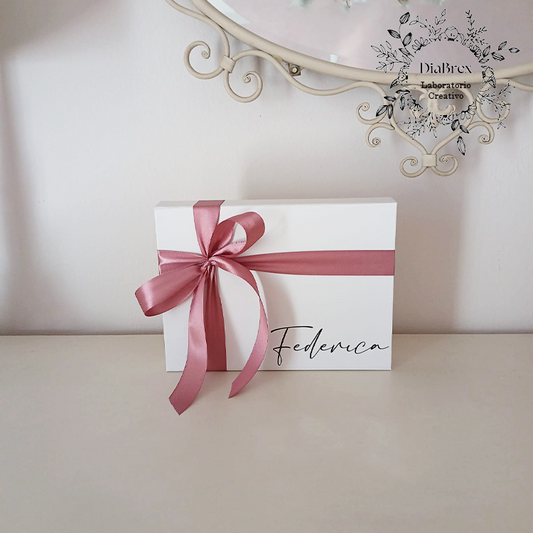 Elegante Scatola Regalo Personalizzata