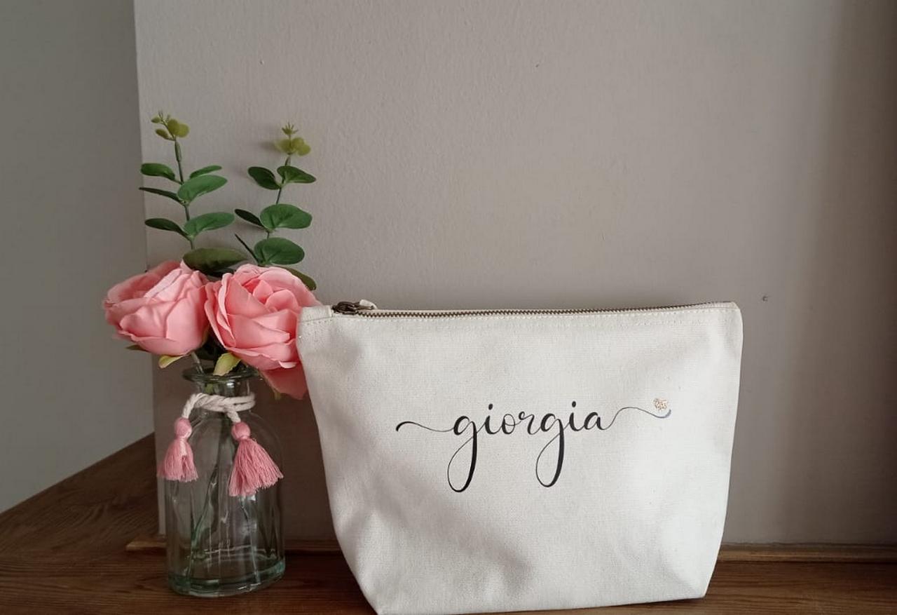 Facial Wipes + Personalized Pouch