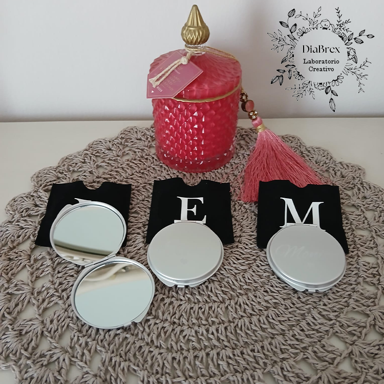 Personalized hanger for your four-legged friend's leash