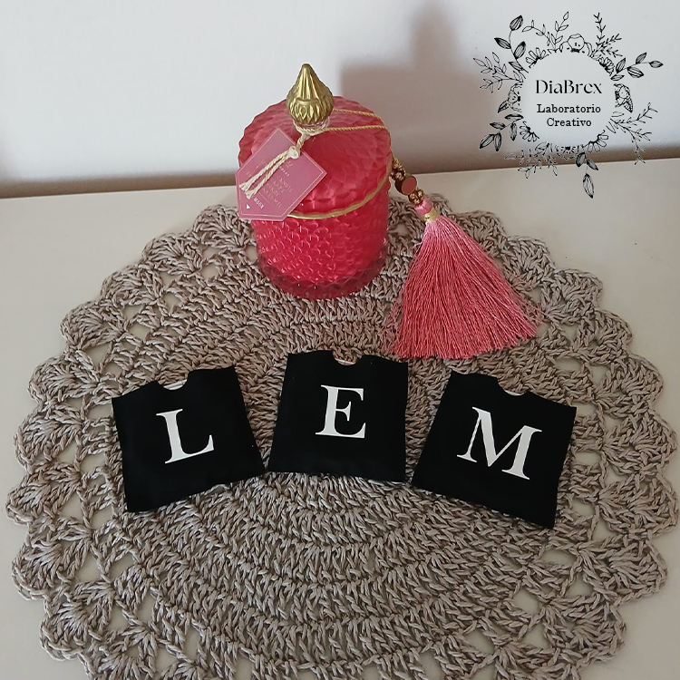 Personalized hanger for your four-legged friend's leash