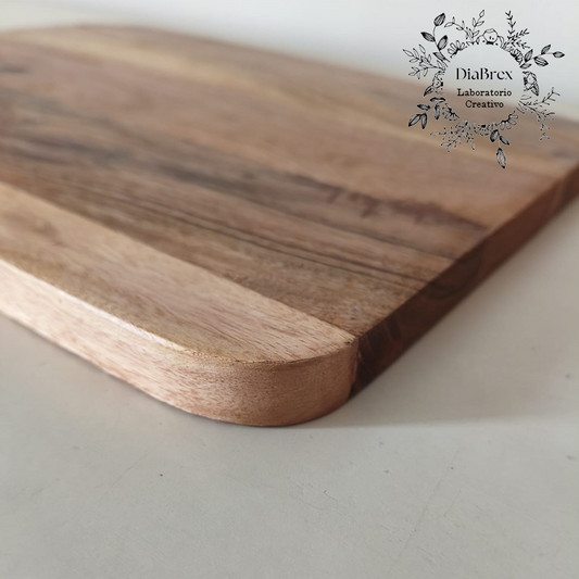 Tagliere Rustico in Legno di Acacia con Incisione Laser Personalizzata