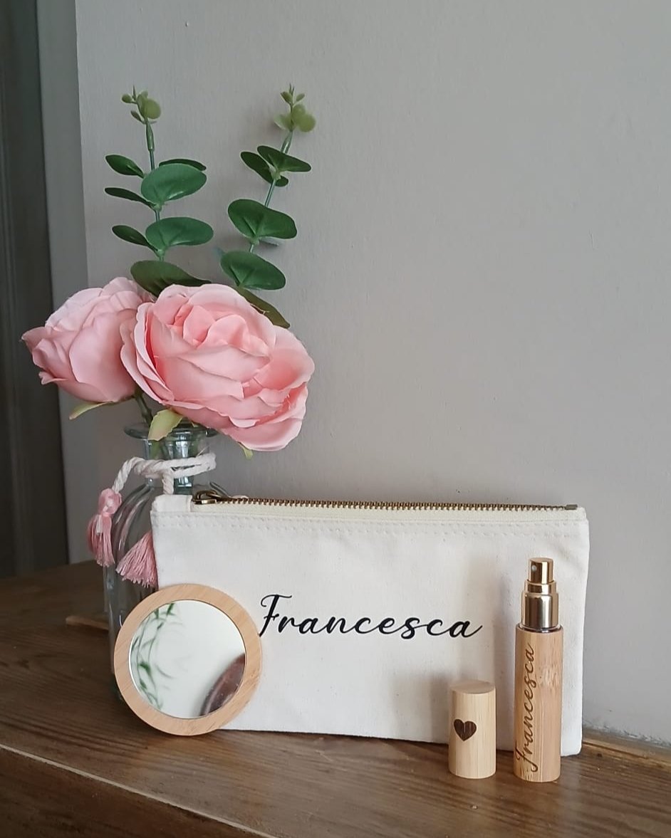 Set Pochette, Porta Profumo e Specchietto in Bambù Personalizzati con incisione a Laser